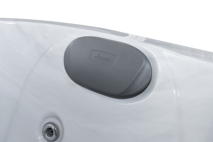 Jacuzzi-Spa_J-201_Detail-720x480-b2aaa0bc-0afb-448a-8ad3-8c4311a4a0b1