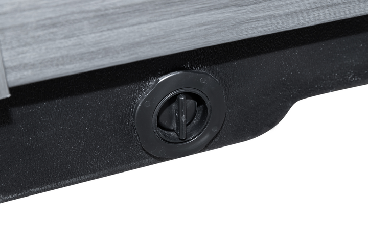 Jacuzzi-Spa_J-201_Detail-720x480-b9b42094-a933-43c0-9bf5-07e45a66fd10