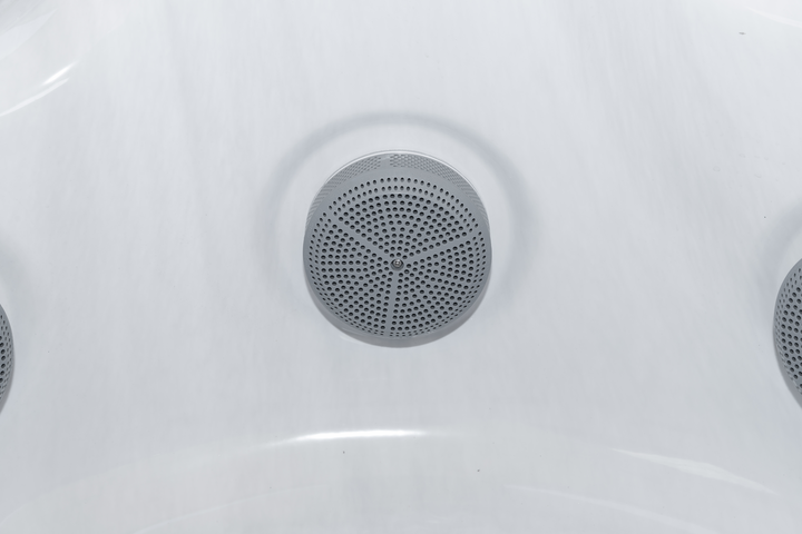 Jacuzzi-Spa_J-201_Detail-720x480-fc716ff3-5a90-468a-9f82-c4b5bc754edd