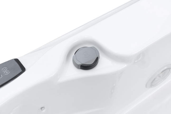 Jacuzzi-Spa_J-204_Details-720x480-b8480340-4892-48d4-b7d9-0d859c288a64