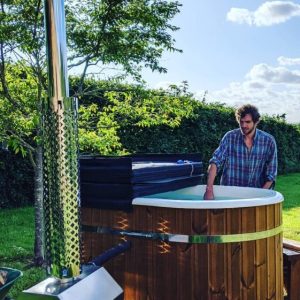 Ledi 2 Person Wood-Fired Hot Tub
