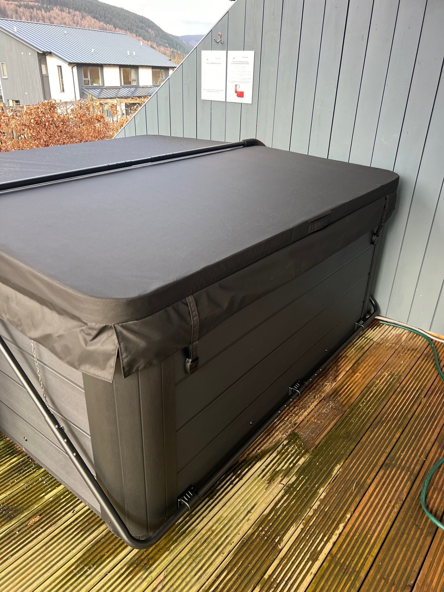 cover-lifter-a-3
